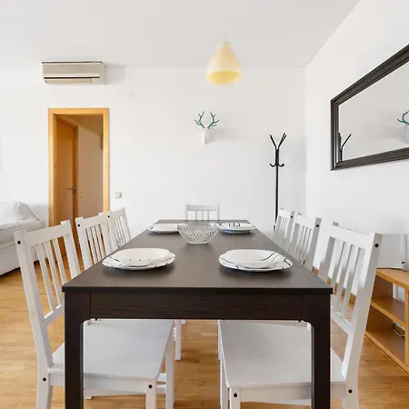 Stylish 4br View Near Sagrada Familia Apartamento *