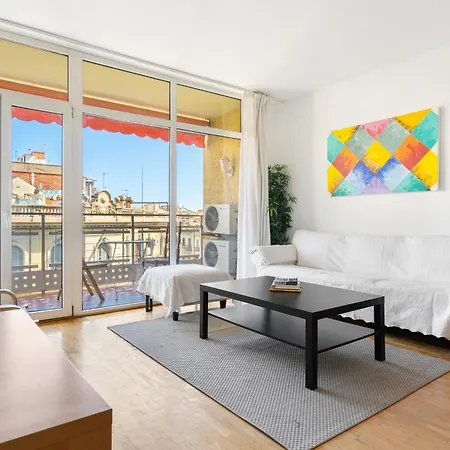 Stylish 4br View Near Sagrada Familia Apartamento Barcelona