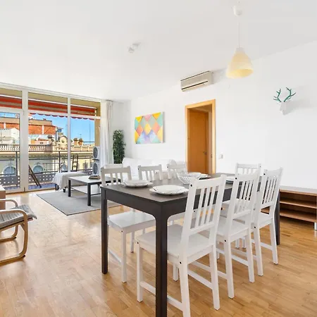 Stylish 4br View Near Sagrada Familia Apartamento *